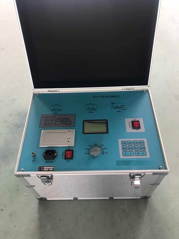 高壓介質(zhì)損耗測試儀